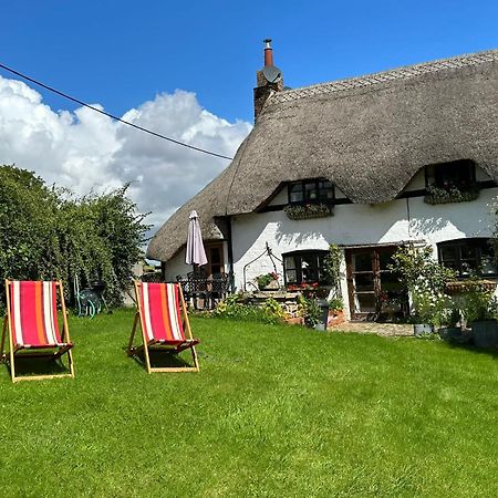 Thatchcombe B&B Уонтейдж Экстерьер фото